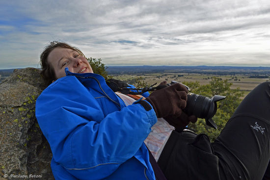 Der Ausblick von hier oben ist schon einfach nur schön..... Auch wenn die Landschaft um uns herum überwiegend kultiviert ist.....