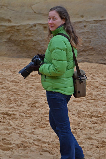 Ein Bild von mir und meinem "Baby" (Kamera + Makro-Linse) in der Bucht von "Loch Ard Gorge" am Strand.... made by Luca