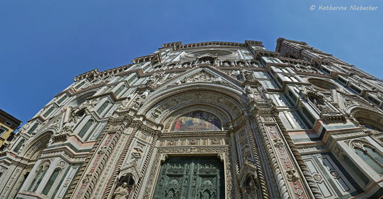 Der dreifarbige Marmor hat eine tolle Wirkung und Ausstrahlung auf mich gehabt......