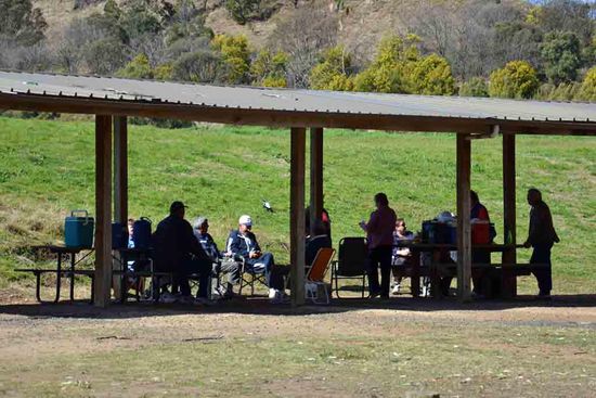 Dazu dann auch oft Sitzmöglichkeiten