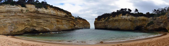 In dieser "Gorge" strandeten zwei Schiffsbrüchige, die einzigsten Überlebenden vom Untergang der "Loch Ard" 1878.