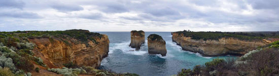 3. Walk: Island Archway - die beiden Kalkstein-Säulen waren bis Juni 2009 wie eine Brücke verbunden.