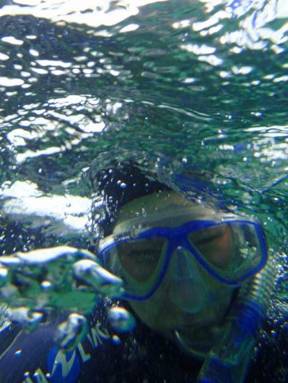 Der Beweis, dass ich auch wirklich schnorcheln war..... Ich sage nur: KALT! Nach einer Weile mußte ich auf Toilette, doch bei dem Anzug hatte ich keine Wahl und mußte es anhalten.... Somit läßt sich das alles nicht mehr wirklich genießen.....