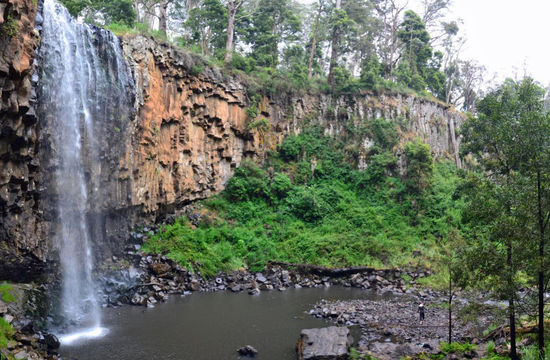Panorama direkt vor dem Wasserfall... ähnlich steil war unsere Seite der Schlucht auch, aber nicht ganz so arg.