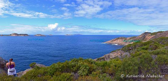 Ach ja... so sieht das doch schon ganz gut aus.... Die Sonne scheint es wohl doch gut mit uns zu meinen. Esperance und Umgebung sind über 100 kleine Inseln im Meer vorgelagert, welche aber alle unbewohnt sind (zumindest keine Menschen).