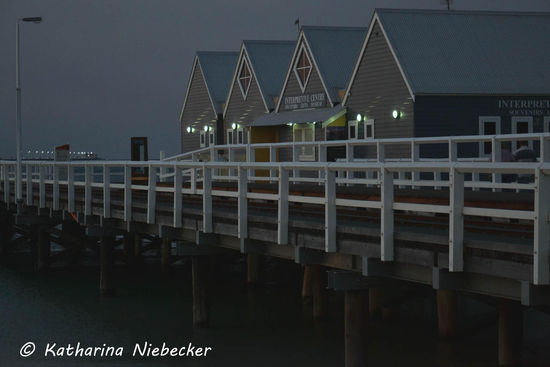Nun aber ein letzer Blick auf die Hütten im Dämmerlicht. Jetzt habe ich aber genug Fotos von ihnen hier hochgeladen.....