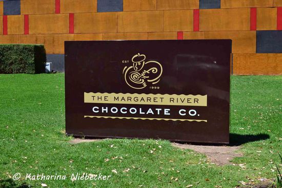 Wir werden mit einer großen Tafel empfangen....