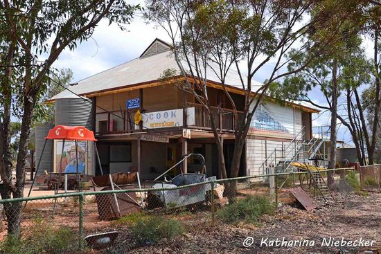Die ehemalige Schule - heute nur noch ein "Geisterhaus"