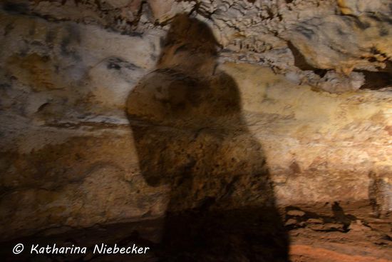 Mein Schatten an der Höhlenwand