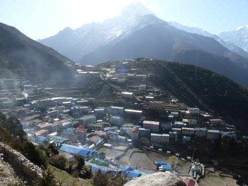Namche Bazar, die Hauptstadt der Sherpas, ist unser erstes Ziel.