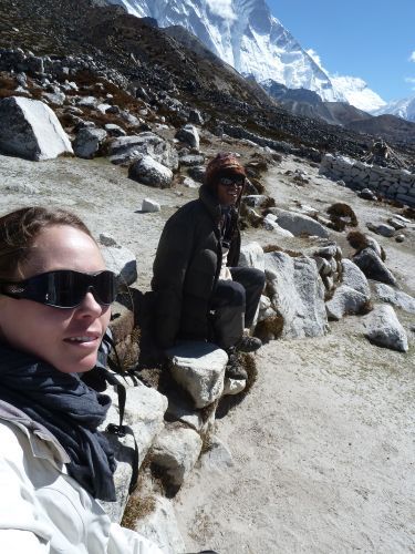 Bhakta und ich auf dem Weg zum Chukung Ri