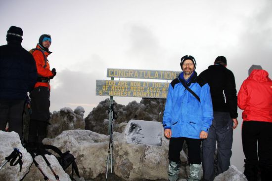 Am Gipfel des Mt Meru