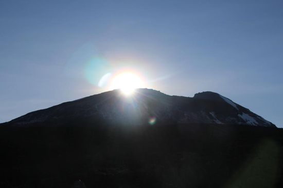 Sonnenaufgang über dem Kibu