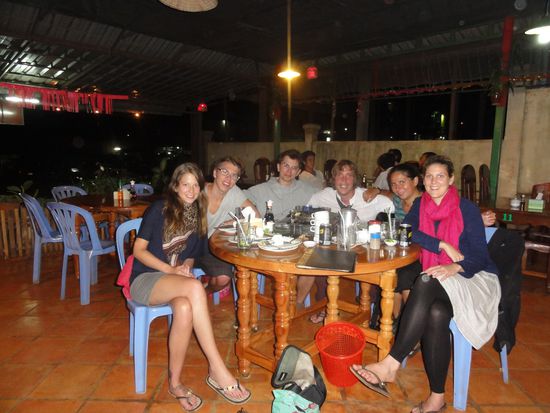 Das deutsch-schweizerische Khmer-Barbecue
