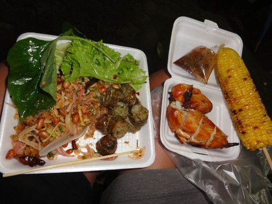 Thaisalat, Herbalwurst, Poulet, Mais mmhh