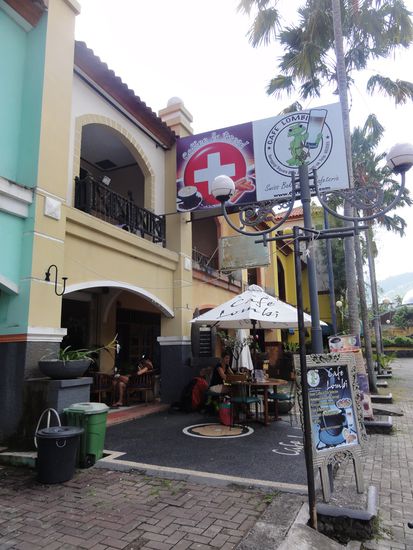 Café Lombi - unser schweizer Zufluchtsort in Senggigi.