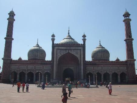 Die groesste Moschee Indiens in Old Delhi.