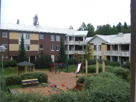 Der Blick aus meinem Fenster (am frühen Morgen auch noch ohne Kinder)