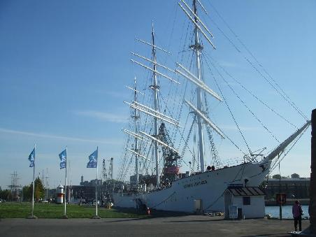 Museumsschiff im Hafen von Turku