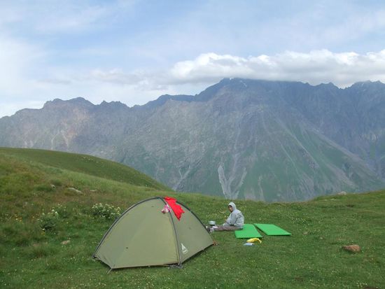 Zeltplatz ... / A tu sobie biwakujemy...