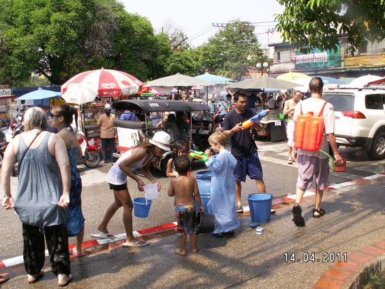 Mo macht sich wieder schußbereit