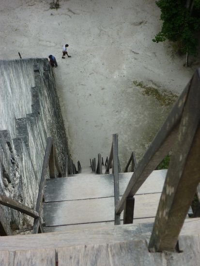 Diesen Tempel musste Lorena alleine besteigen, ich hatte gerade keine Zeit...