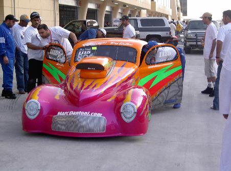 Dragster: 400m in ca. 5 Sekunden und macht e meeeeeeeeeega Laerm! Hoechstgeschwindigeit ca. 550kmh