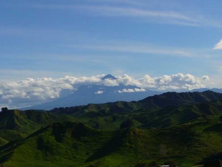Mt Edmont aus der Ferne