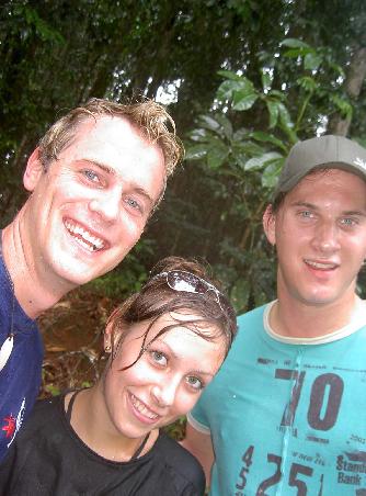 Es ist Wet-season in QLD. Hier haben wirs auf einem kurzen Spaziergang im Regenwald deutlich zu spueren bekommen...