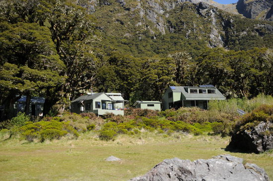 Lake Mackenzie Hut