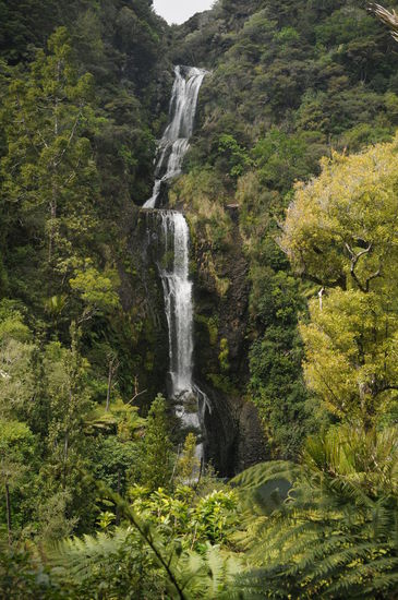 Kitekite Falls