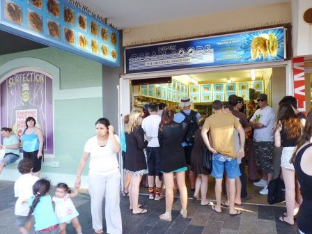 Vom berühmten Imbiss "Manly Ocean Foods", der bereits seit 1959 an dieser Stelle existiert und ...