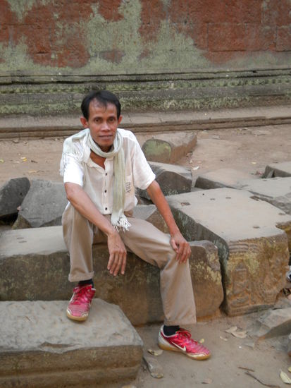 Dara, der beste Guide für die Tempel! 