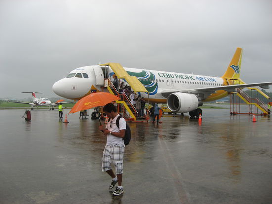 Regenschauer bei der Landung