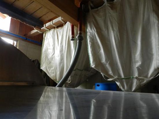 Kraftfuttervorratssäcke- die baldmöglichst wieder gefüllt werden sollten