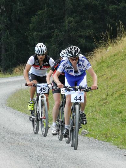 looooss, tretet in die Pedaleeen, die letzten Meter schafft ihr jetz auch noch