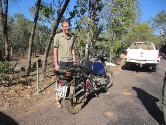 Hut ab, Helm auf! Weiterhin gute Fahrt!