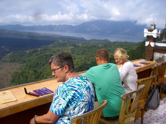 Aussichtslokal am Kintamani-Vulkan