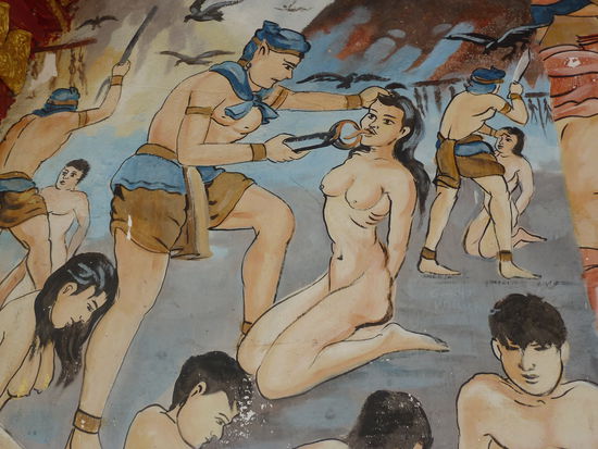 einen Tempel zierten doch etwas ungewohnte Zeichnungen