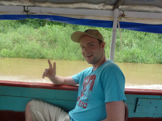 ein cooler Typ in nem Boot