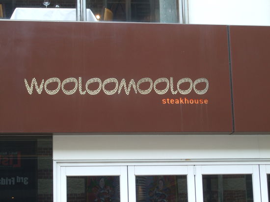 ein schoener?? Name fuer ein Steakhouse, auf jeden Fall lustig