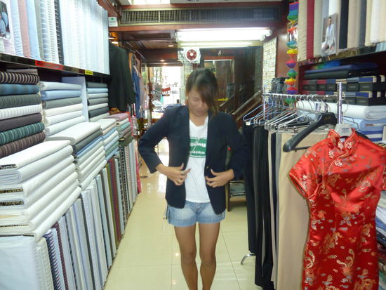 die Cousine names Lucky beim Schneider