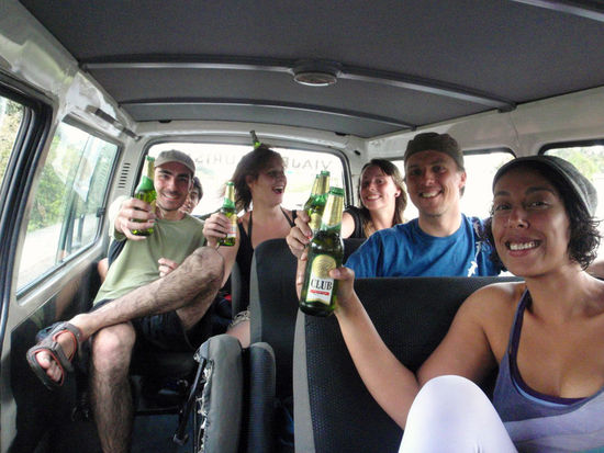 ....Rafting?....Check: überlebt!.....Prost!