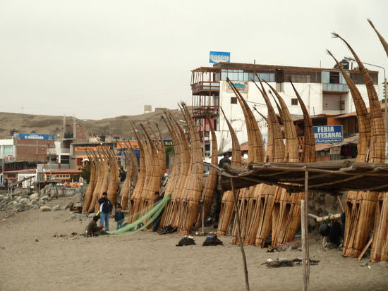 Caballitos de Totora - Schilfpferdchen