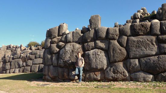 die Mauern von Saqsaywaman