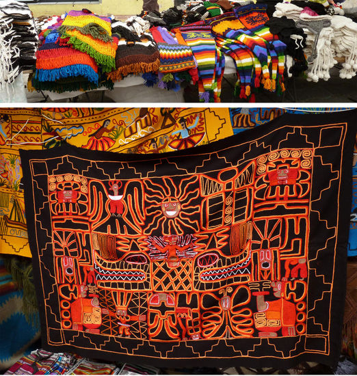 Farbenpracht am Otavalo Markt