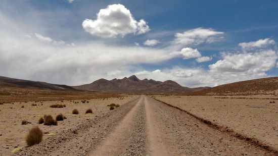 ...kilometerlang geradeaus...