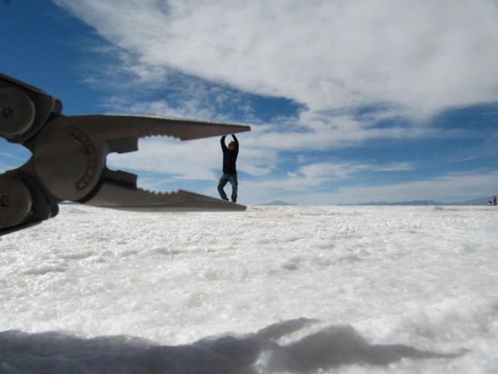 ..."in die Zange nehmen"