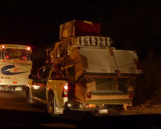 ....das Siedelunternehmen meines Vertrauens.....(es handelt sich tatsächlich um ein Umzugsunternehmen,....der Wagen hatte ein Werbetaferl auf der Tür...)