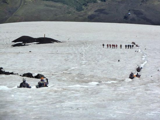 hinunter geht's am Hosenboden